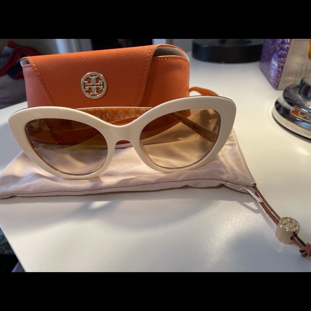 NWT Tory Burch Sunglasses